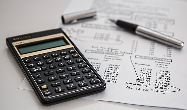 calculator g3e66333b3 640